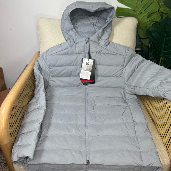 NWT Lululemon Navigation Down Fill Hoodie